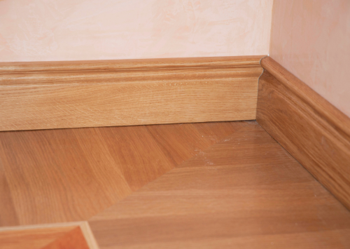 Skirtings