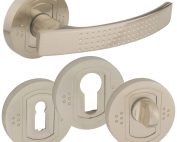 Door Handle on Rose Argo Nickel Set